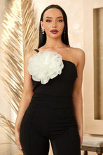 Load image into Gallery viewer, Bodysuit with 3d Flower Detail