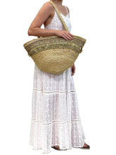 Cargar imagen en el visor de la galería, Raffia Basket Tote Bag - Natural
