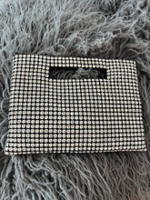 Cargar imagen en el visor de la galería, Rhinestone Clutch
