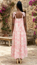 Load image into Gallery viewer, Creamy Rose Floral Maxi Dress