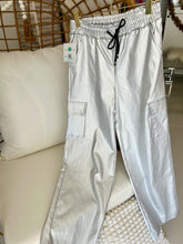 Load image into Gallery viewer, Metallic Palazzo Cargo Pant
