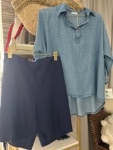 Load image into Gallery viewer, Linen Bermuda Shorts
