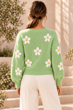 Load image into Gallery viewer, SET - Daisy Sweater &amp; Top
