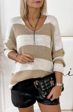 Cargar imagen en el visor de la galería, Shimmer Knitted Sweater

