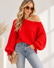 Cargar imagen en el visor de la galería, Cable Detail Sweater

