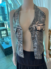 Cargar imagen en el visor de la galería, Foiled Halter Denim Top
