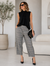 Cargar imagen en el visor de la galería, Vintage Tartan Pants - Escoces
