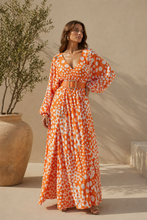 Cargar imagen en el visor de la galería, Polka Dot Maxi Fashion Dress
