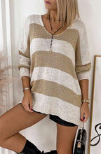 Cargar imagen en el visor de la galería, Shimmer Knitted Sweater
