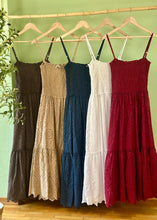 Load image into Gallery viewer, Dress Sangallo
