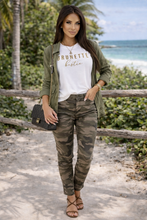 Load image into Gallery viewer, BRUNETTE bestie T-Shirt
