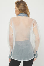 Cargar imagen en el visor de la galería, Organza Button Down Blouse
