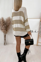 Cargar imagen en el visor de la galería, Shimmer Knitted Sweater
