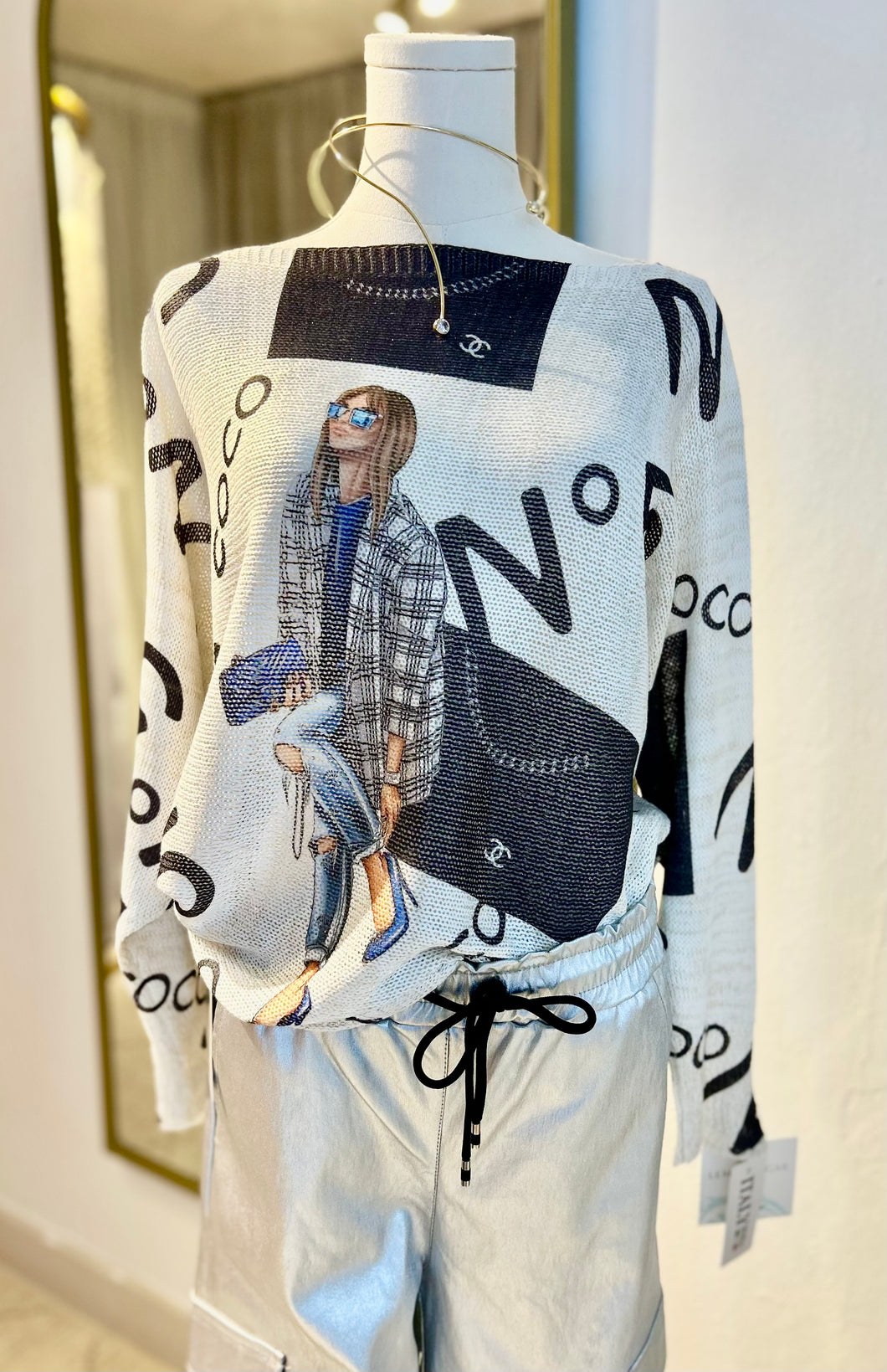 Printed Long Sleeve Knit Top