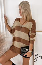 Cargar imagen en el visor de la galería, Shimmer Knitted Sweater
