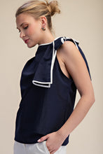 Cargar imagen en el visor de la galería, Valentina Pleated Top - Navy
