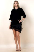 Cargar imagen en el visor de la galería, Loba Asymmetric Lace Top
