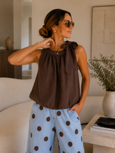 Cargar imagen en el visor de la galería, Luna Bow Linen Top
