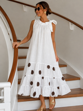Cargar imagen en el visor de la galería, Luna Dot Linen Midi Dress
