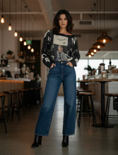 Load image into Gallery viewer, Printed Long Sleeve Knit Top
