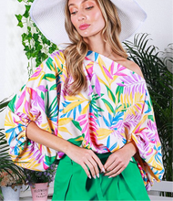 Load image into Gallery viewer, Tropical Printed Top
