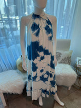 Load image into Gallery viewer, Washed Dress
