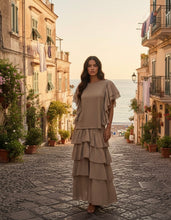 Load image into Gallery viewer, Ruffle Top &amp; Skirt SET
