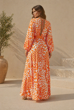 Cargar imagen en el visor de la galería, Polka Dot Maxi Fashion Dress
