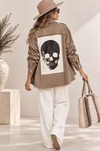 Cargar imagen en el visor de la galería, Skull Patch Back Jacket
