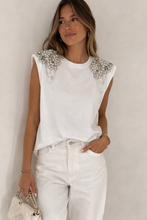 Cargar imagen en el visor de la galería, Shoulder Pads T Shirt
