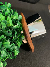 Cargar imagen en el visor de la galería, Wood &amp; Silver Bangle Bracelet Set
