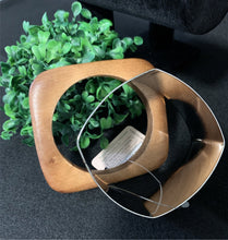 Cargar imagen en el visor de la galería, Wood &amp; Silver Bangle Bracelet Set

