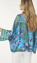 Load image into Gallery viewer, Blue Multi Print Top
