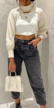 Load image into Gallery viewer, Turtleneck Bolero
